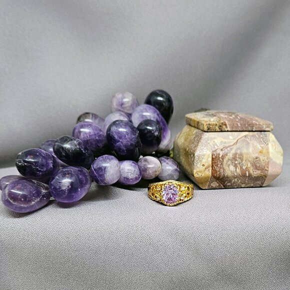 NWOT Beautiful Pink Glass Cabochon Ring, Gold Plate - Size 8 3/4 - Picture 5 of 7